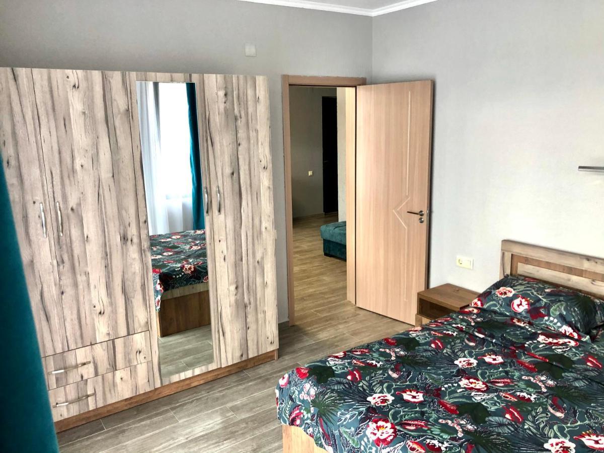 Apollo Plus Cottages อูเรคี ภายนอก รูปภาพ