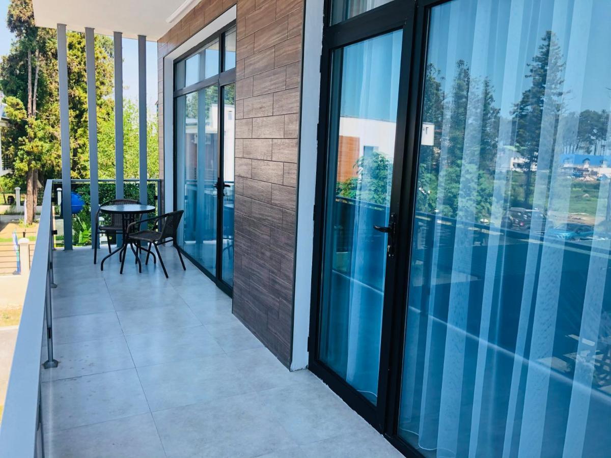 Apollo Plus Cottages อูเรคี ภายนอก รูปภาพ