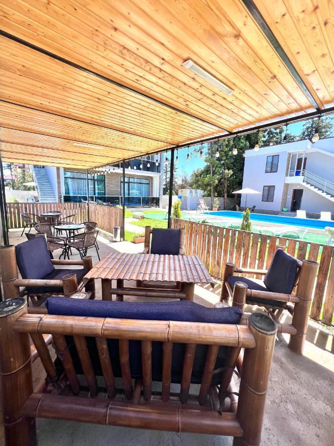 Apollo Plus Cottages อูเรคี ภายนอก รูปภาพ