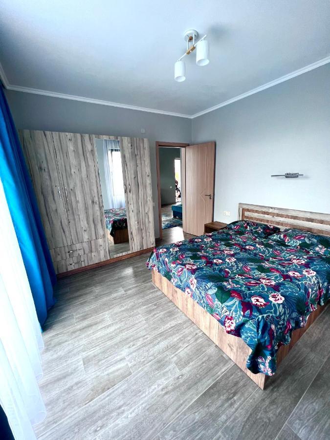 Apollo Plus Cottages อูเรคี ภายนอก รูปภาพ